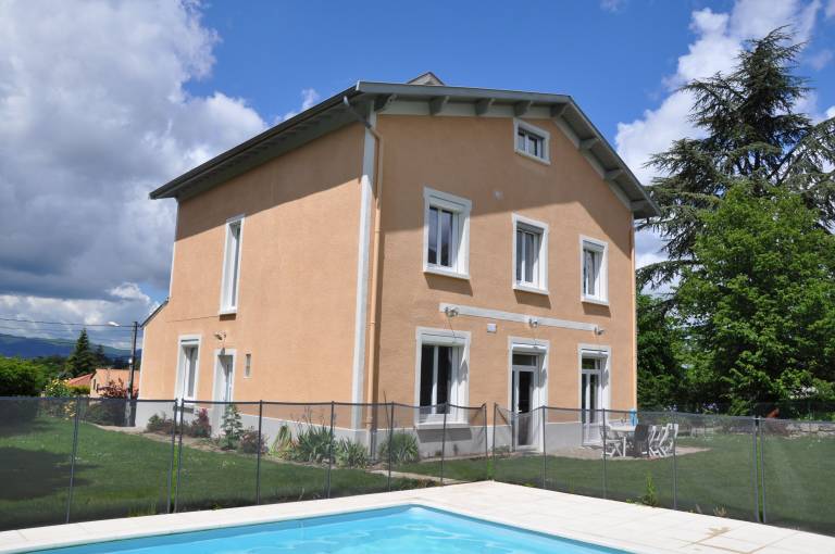 House  Oullins