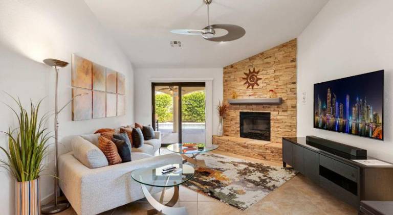 Vacation home with pool | Dogs allowed in Palm Springs, CA