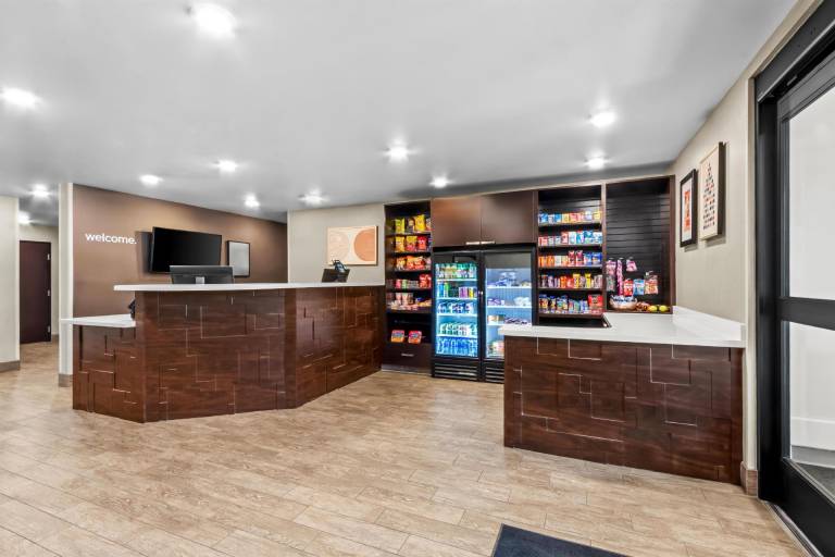 Sonesta Simply Suites Avondale — photo 5
