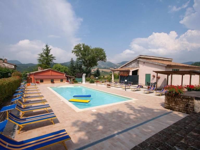 Casa Urbania