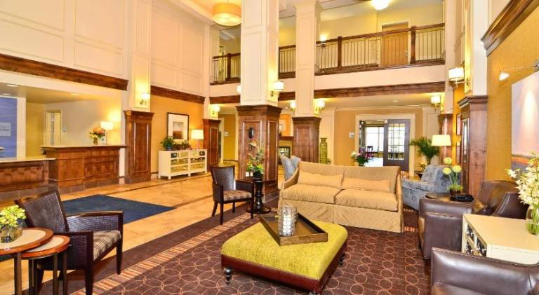 Holiday Inn Express Hotel And Suites Williston By IHG — photo 4