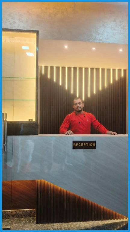 Goroomgo Prakash Residency Gadowalia Varanasi - Lift and Wifi Facility — photo 4