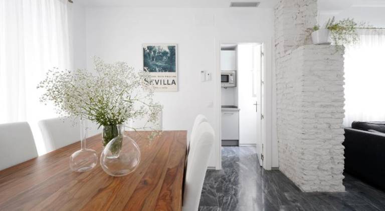 Holiday apartment with patio | Near Seville Cathedral | Pets are welcome — photo 2