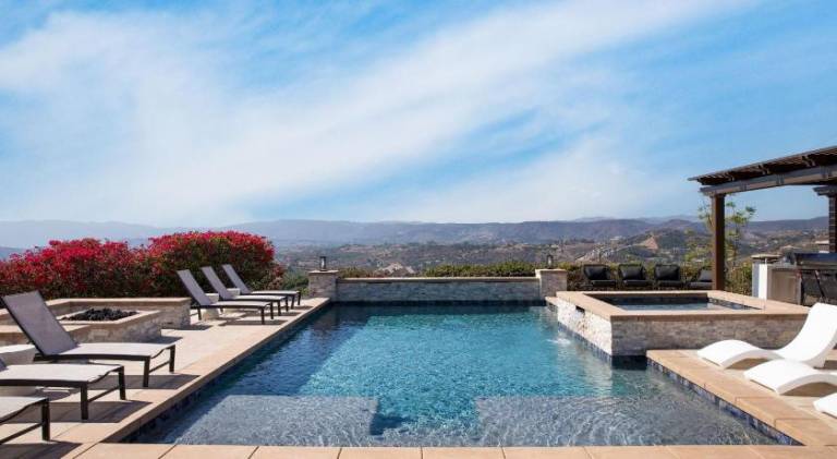 Villa with pool & hot tub in Temecula, CA