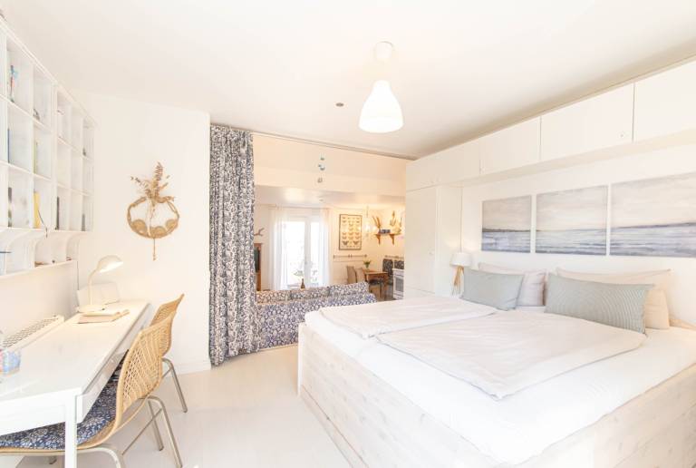 Pleasant rental apartment with patio | Close to the beach | Pets are welcome — photo 2