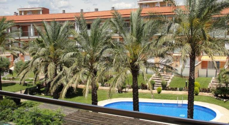 Rental apartment with jacuzzi & pool — photo 2