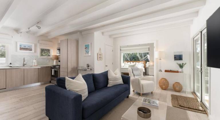 Palm Cottage