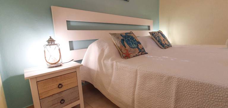 Apartment - Sleeps 2, Parking & Pool Access — photo 3