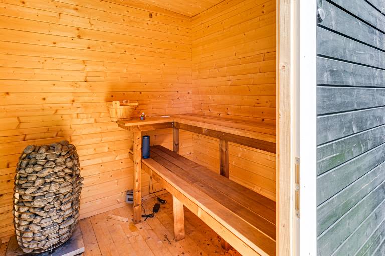 Private Sauna & Game Room: Lakefront Moneta Gem — photo 3