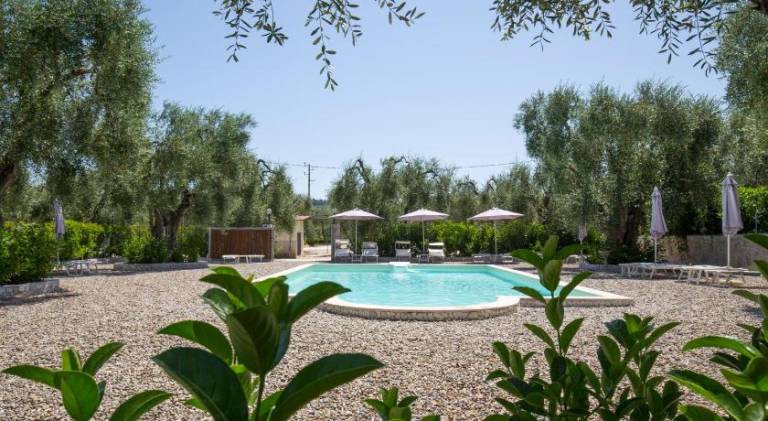 Charming farm with terrace, pool & barbeque | Pets are welcome in Vieste