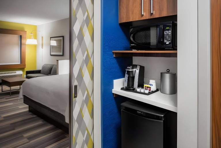 Hotel Kelowna & Conference Centre — photo 2