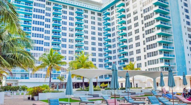 Seacoast Suites in Miami Beach, FL