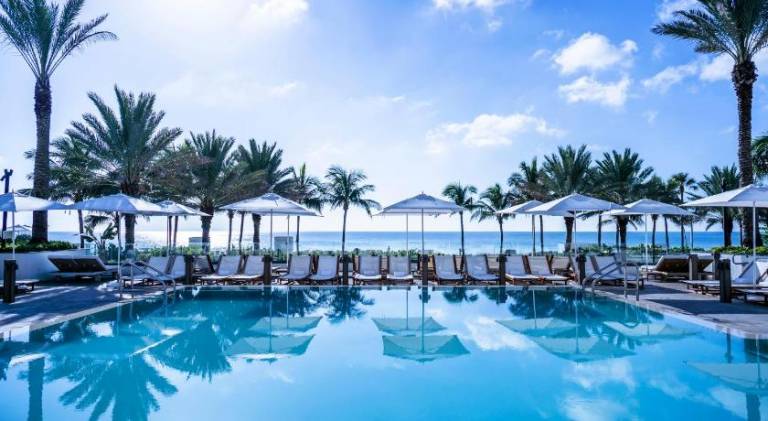 Resort  Miami Beach