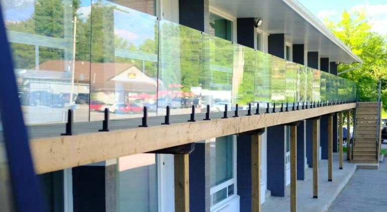 Stay Inn Muskoka in Gravenhurst, ON