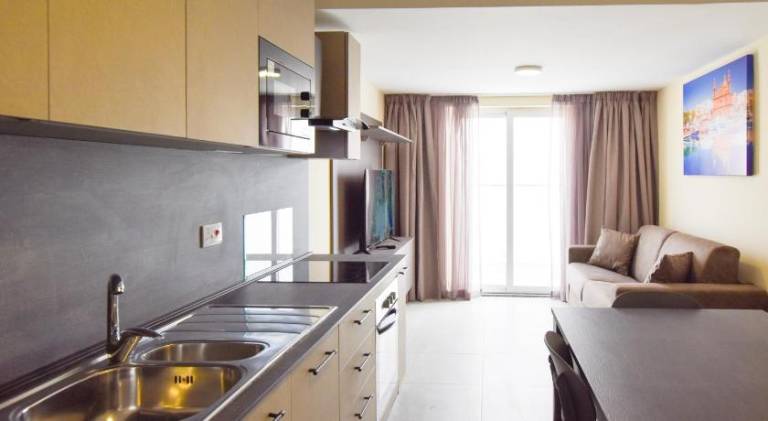 Apartment with 2 rooms for 5 persons — photo 4