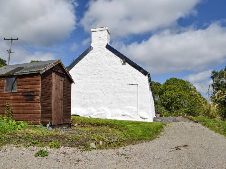 Cottage Strontian