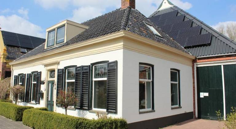 Desokkeraai - Sauna & Hottub prive appartement in schuur in Groningen