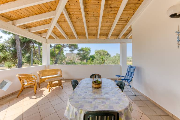Villa with yard, terrace & grill | Garden view in Alliste