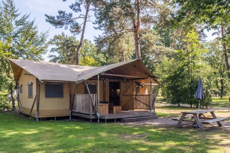 Family-friendly tent with garden, heated pool & terrace | Close to the beach | Pets allowed in Mierlo