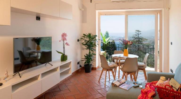 Holiday apartment with 1 room for 2 persons in Taormina