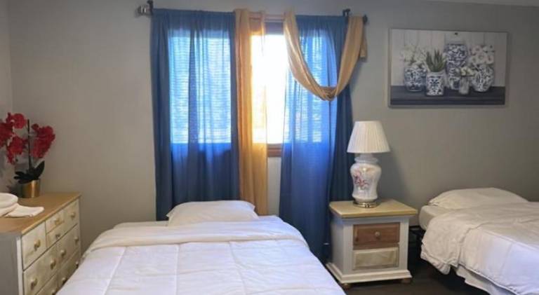 Cozy Private Room With Two Beds in Anchorage, AK
