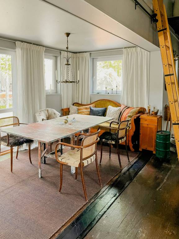 Designer container home by the sea in Långvind — photo 3