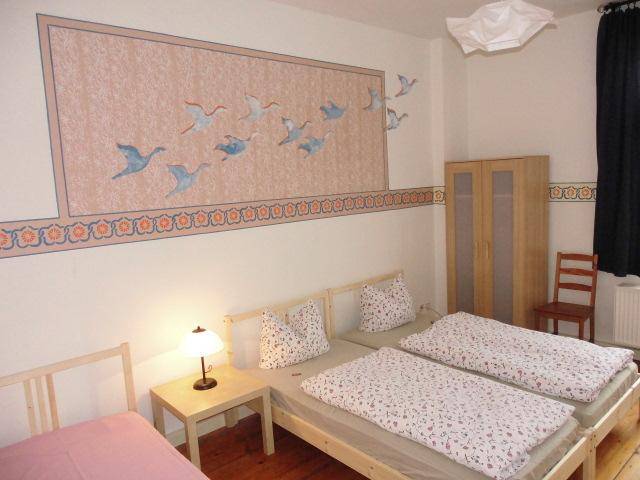 Child-friendly rental apartment with yard | Dogs allowed — photo 2