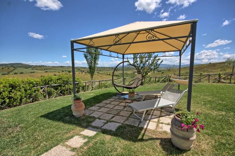 Children-friendly big villa with private pool & yard | Pets are welcome — photo 5