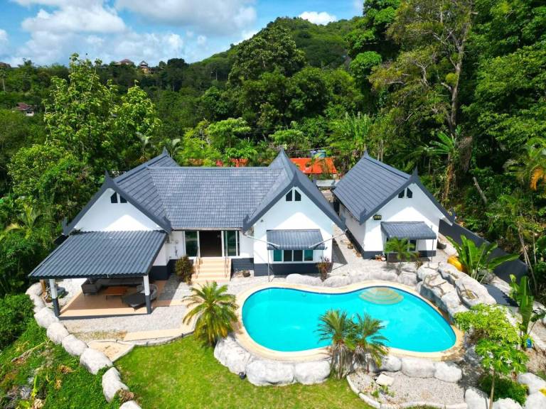 Villa Karon Beach
