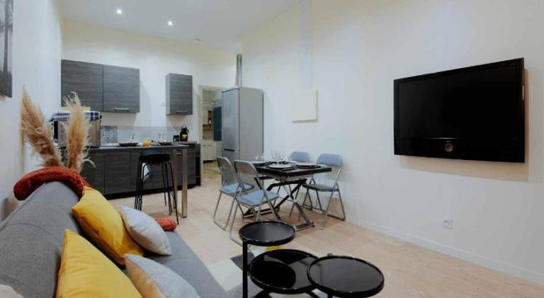 Apartment with 1 room for 4 persons — photo 2