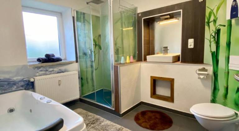 Holiday apartment with hot tub — photo 2