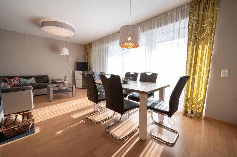 Holiday apartment with sauna, yard & patio — photo 3