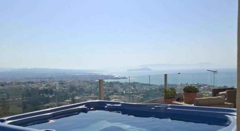 Fully equipped rental apartment with hot tub & terrace | Suitable for remote work | Pets allowed — photo 4