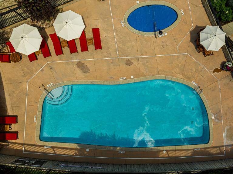 Unbeatable Location, Hot Tub, Luxury Townhome Park City Silver Star Ultimate! Ski In- Out! — photo 3