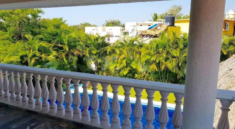 Vacation home with pool | Pets are welcome — photo 4