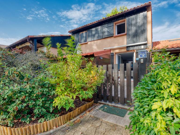 House with terrace & barbeque — photo 5