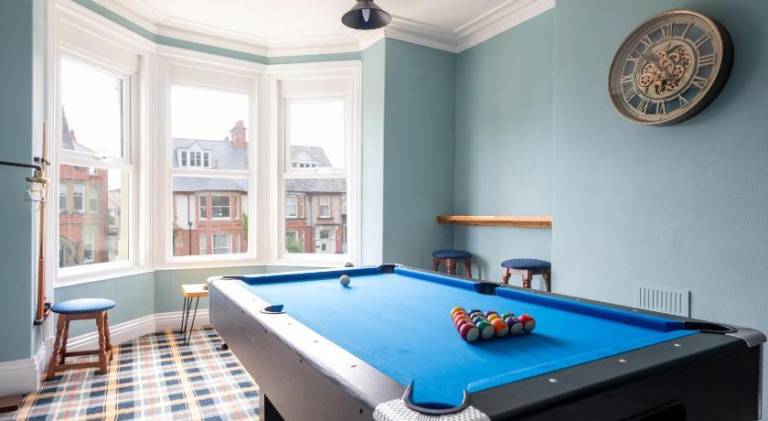 House with hot tub in Llandudno