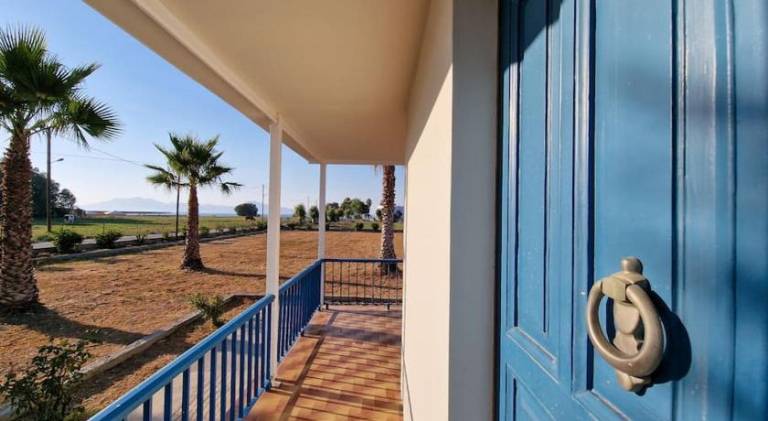 Vacation home with grill, garden & patio | Perfect for remote work — photo 4