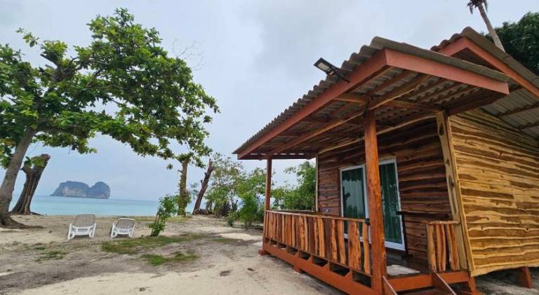 Koh Ngai KaiMuk Thong Resort — photo 5