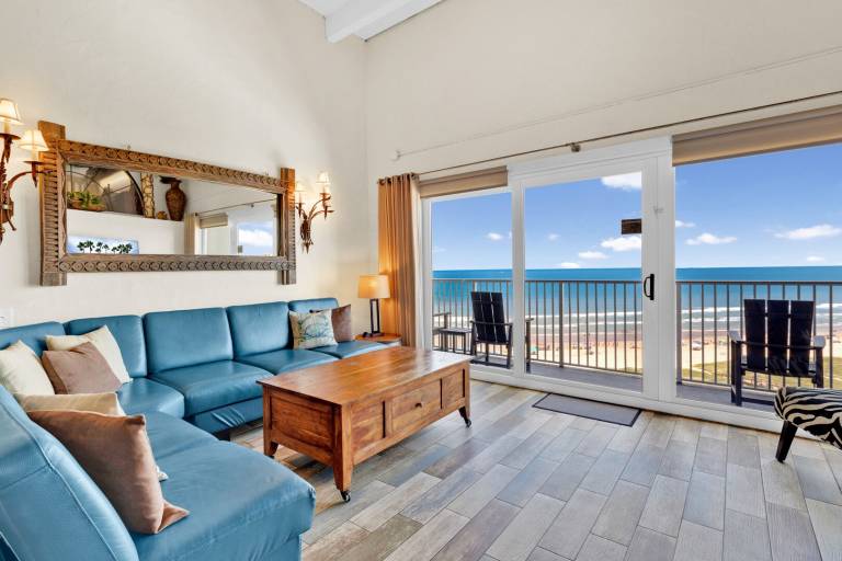 Child-friendly charming condo with pool | Close to the beach | Pets are welcome — photo 5