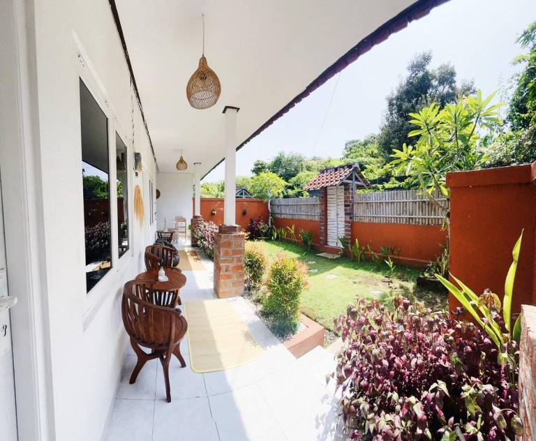 Vacation home with yard | Suitable for remote work | Pets allowed — photo 4