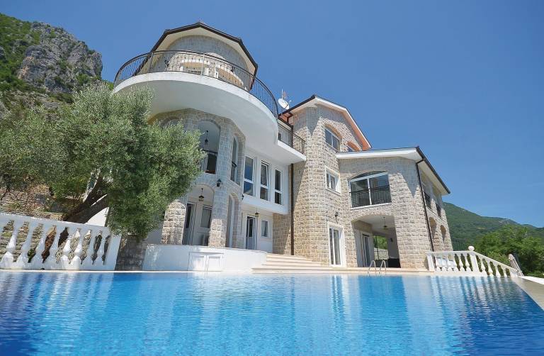 House  Herceg Novi