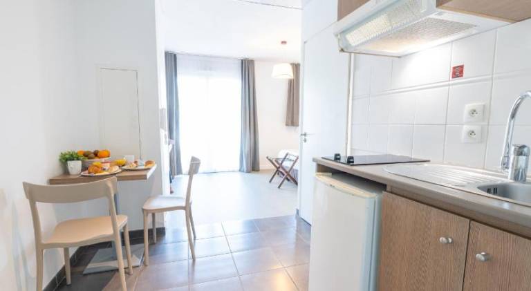 Comfort Aparthotel Cannes Mandelieu — photo 4
