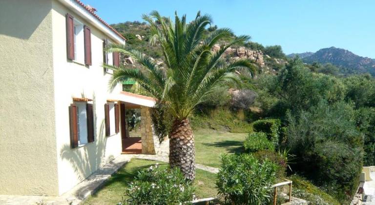 Villa with terrace, barbeque & pool | Pet-friendly — photo 4