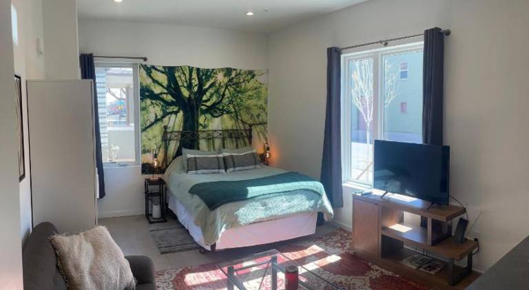 House with 1 room for 3 persons in Denver, CO