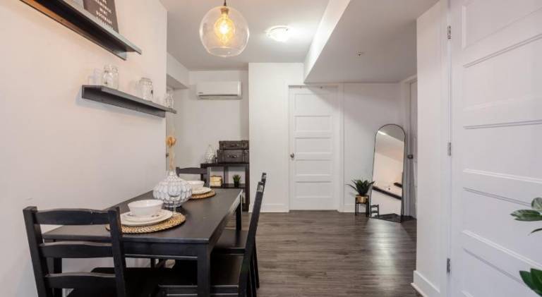Cozy and Spacious Condo Downtown — photo 5