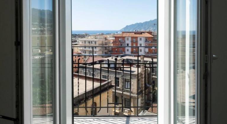 Holiday apartment with patio — photo 4