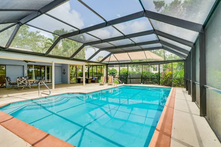 10 Mi to Beach Poolside Paradise in Fort Myers
