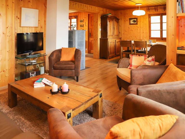 Fully equipped beautiful vacation home with terrace, barbeque & garden | Mountain view | Close to the ski | Good for workation | Pet-friendly — photo 3