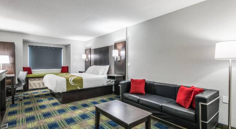 Quality Inn Owatonna Near Medical Center — photo 2